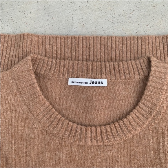 Reformation Cashmere Crew Sweater Camel Size Large - Picture 3 of 6